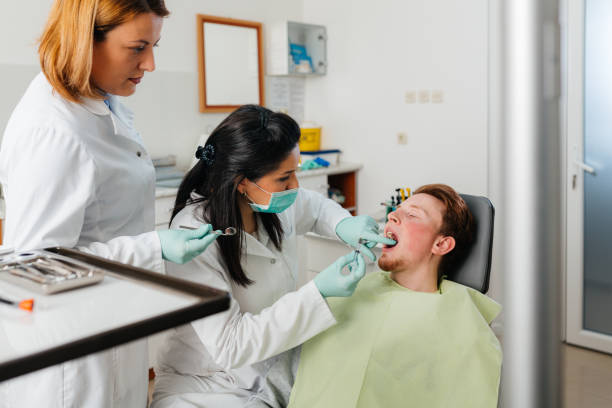 Best Walk-In Emergency Dental Services in Graymoor Devondale, KY